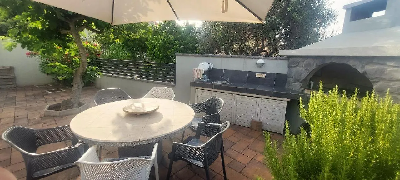 Sunshine Suite Trogir Apartment